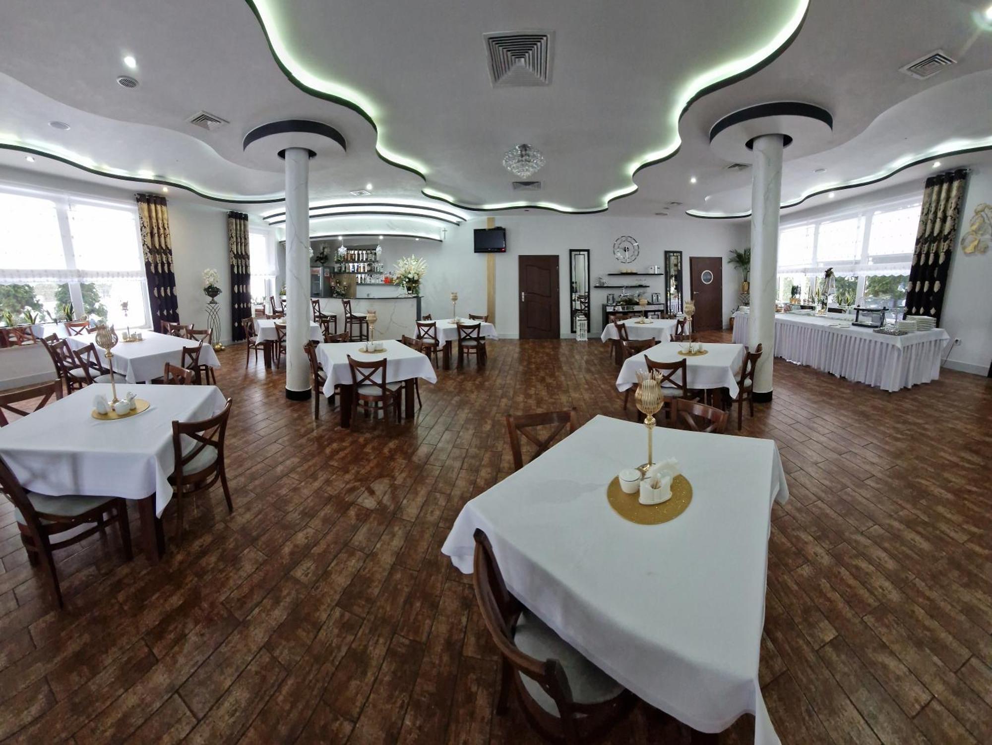 Hotel Cynamon Nowy Sącz Esterno foto