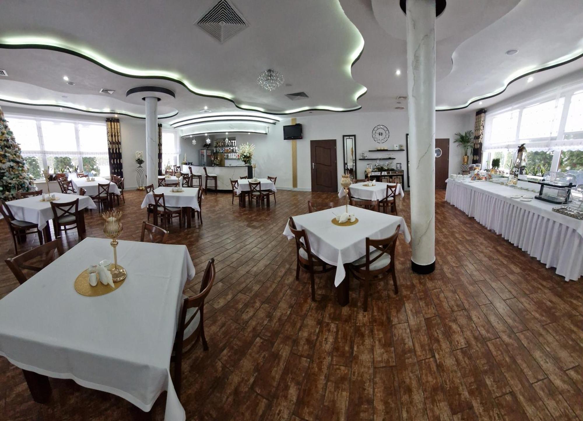 Hotel Cynamon Nowy Sącz Esterno foto