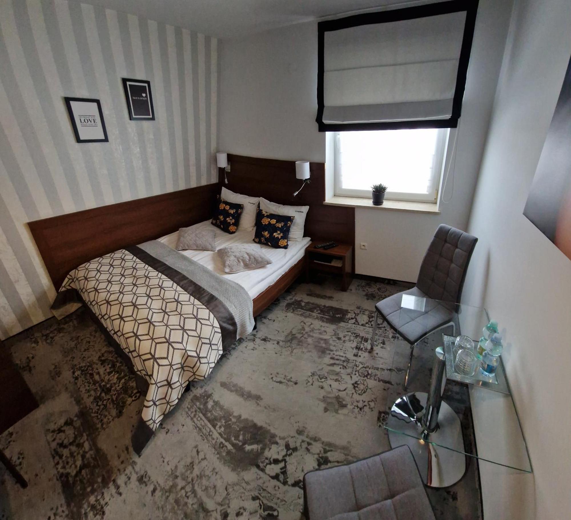 Hotel Cynamon Nowy Sącz Esterno foto