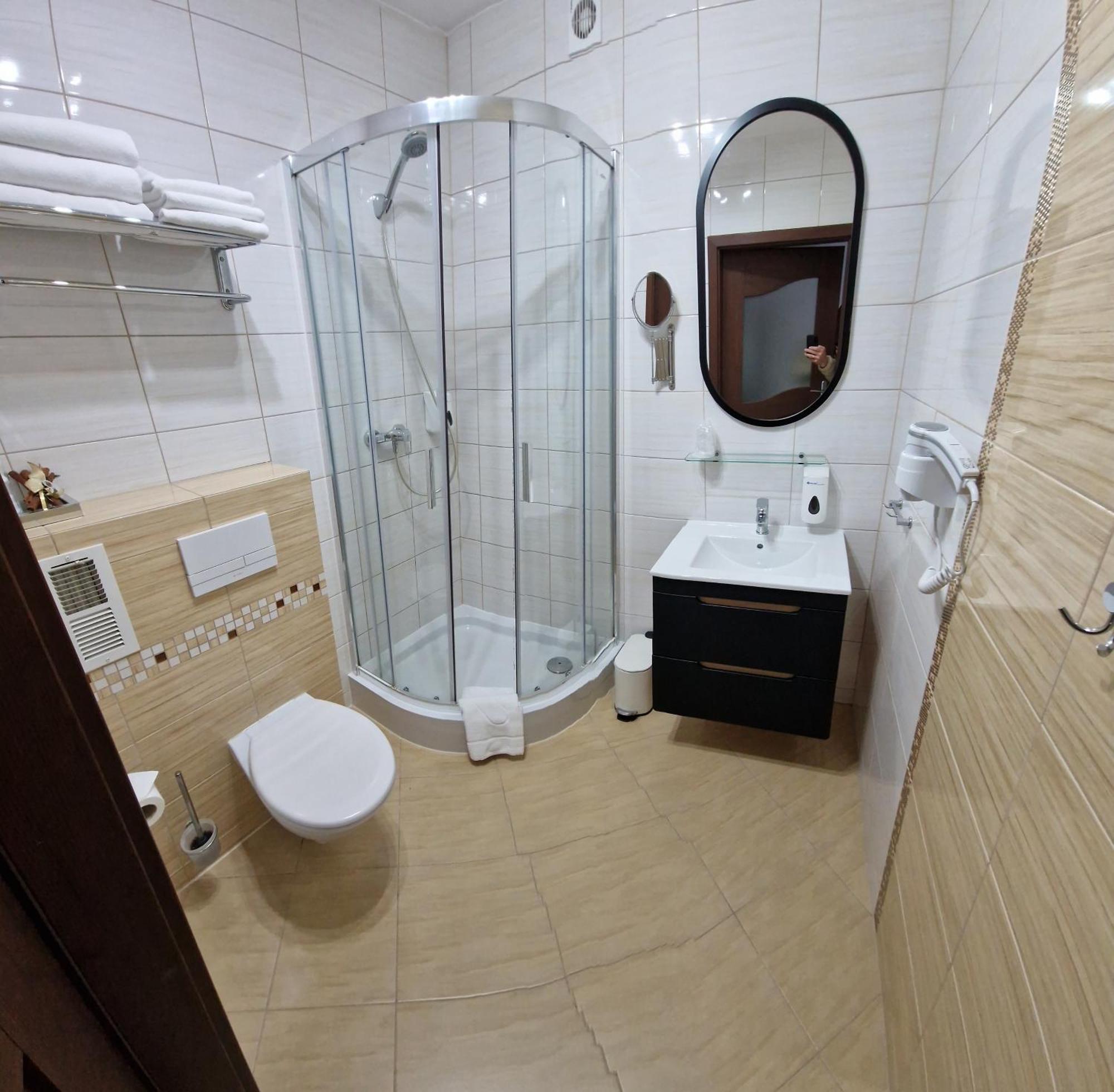 Hotel Cynamon Nowy Sącz Esterno foto