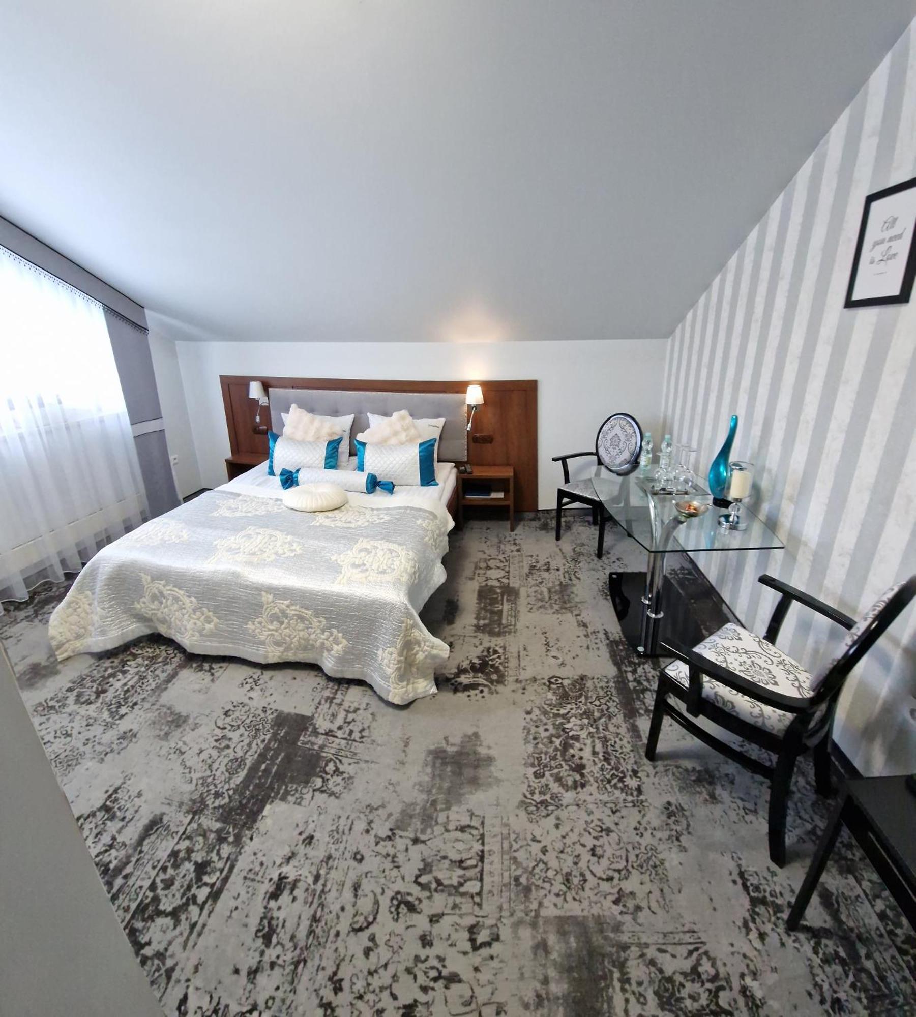 Hotel Cynamon Nowy Sącz Esterno foto