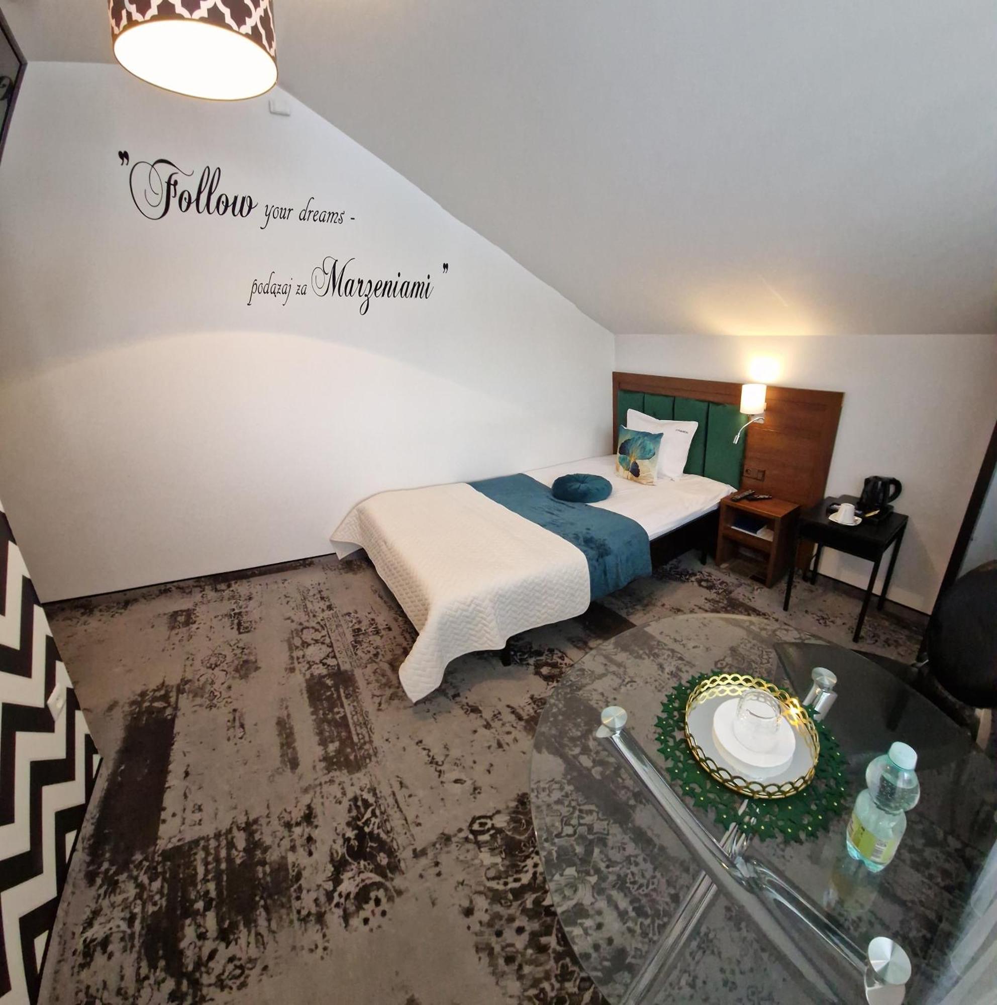 Hotel Cynamon Nowy Sącz Esterno foto